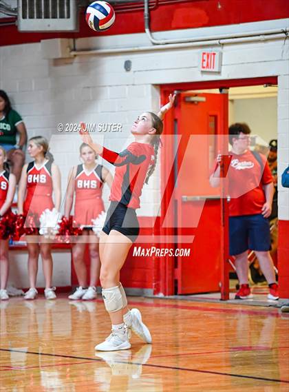 Thumbnail 2 in Burton vs Schulenburg photogallery.