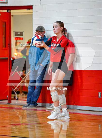 Thumbnail 1 in Burton vs Schulenburg photogallery.