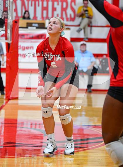 Thumbnail 2 in Burton vs Schulenburg photogallery.