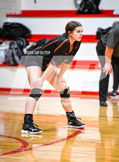 Thumbnail 2 in Burton vs Schulenburg photogallery.