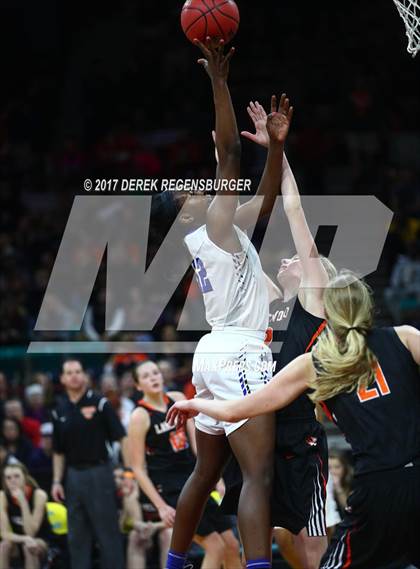 Thumbnail 3 in Lakewood vs Grandview (CHSAA 5A Final) photogallery.