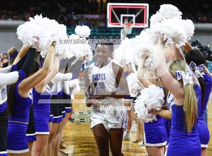 Thumbnail 3 in Lakewood vs Grandview (CHSAA 5A Final) photogallery.