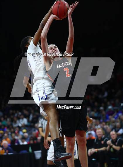 Thumbnail 2 in Lakewood vs Grandview (CHSAA 5A Final) photogallery.