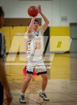 Dundee/Bradford Central @ South Seneca