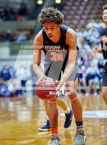 Thumbnail 3 in Bullard vs. Central (CIF CS D1 Final) photogallery.