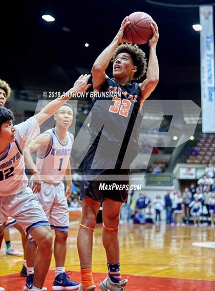Thumbnail 1 in Bullard vs. Central (CIF CS D1 Final) photogallery.