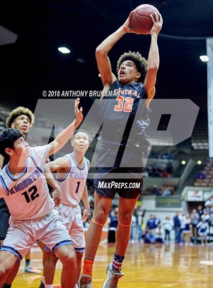 Thumbnail 2 in Bullard vs. Central (CIF CS D1 Final) photogallery.
