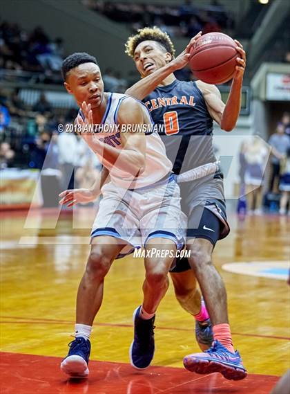 Thumbnail 1 in Bullard vs. Central (CIF CS D1 Final) photogallery.