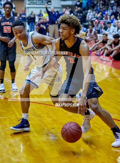 Thumbnail 1 in Bullard vs. Central (CIF CS D1 Final) photogallery.