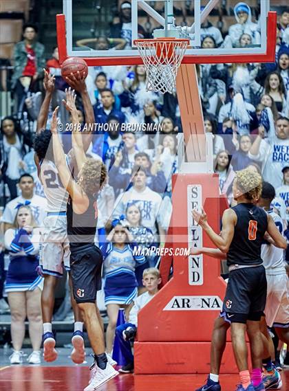 Thumbnail 1 in Bullard vs. Central (CIF CS D1 Final) photogallery.