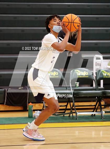 Thumbnail 2 in East Mecklenburg vs. Providence photogallery.