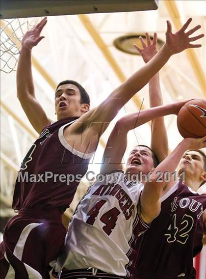 Thumbnail 2 in Prout vs. East Greenwich (RIIL Division 3 Final) photogallery.