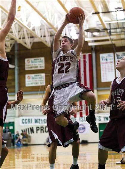 Thumbnail 2 in Prout vs. East Greenwich (RIIL Division 3 Final) photogallery.