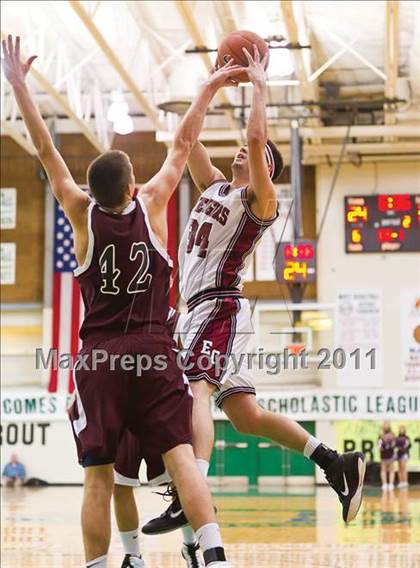 Thumbnail 2 in Prout vs. East Greenwich (RIIL Division 3 Final) photogallery.