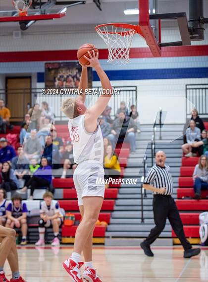 Thumbnail 3 in Heritage vs Littleton photogallery.