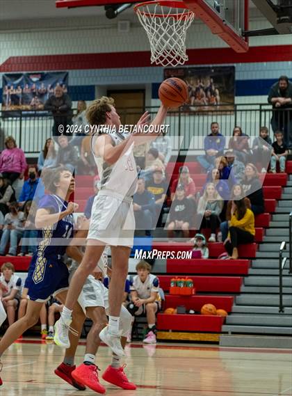 Thumbnail 2 in Heritage vs Littleton photogallery.