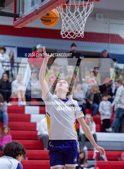 Thumbnail 3 in Heritage vs Littleton photogallery.