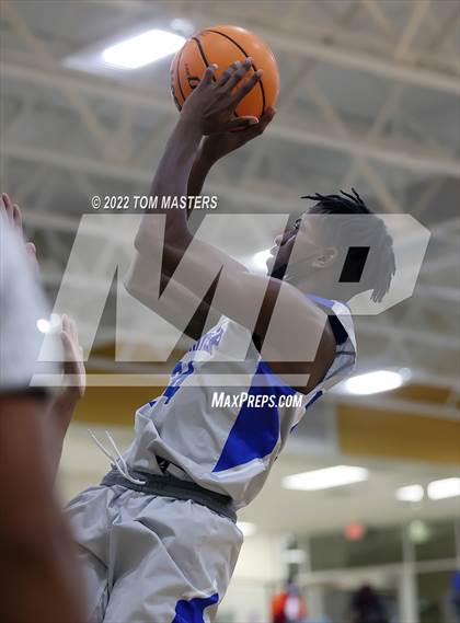 Thumbnail 2 in Rocky River vs. Garinger photogallery.