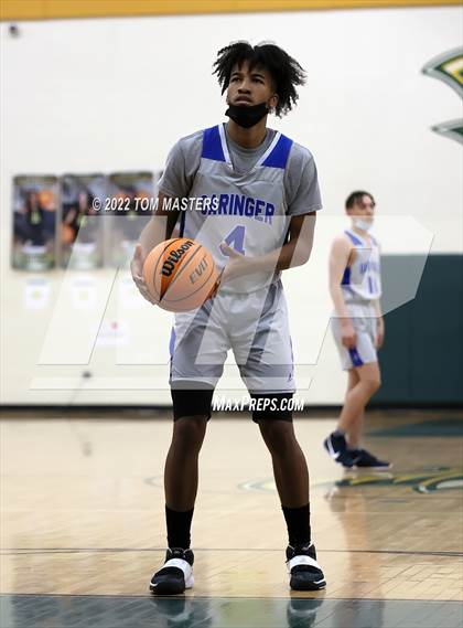 Thumbnail 2 in Rocky River vs. Garinger photogallery.