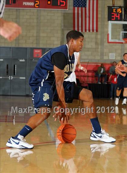 Thumbnail 2 in St. John Bosco vs Mater Dei (Nike Extravaganza) photogallery.