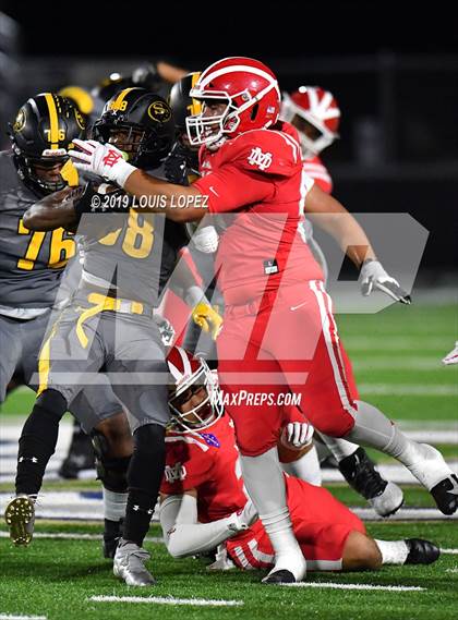 Thumbnail 1 in St. Frances Academy vs. Mater Dei (Trinity League vs. USA Showcase) photogallery.
