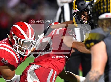 Thumbnail 1 in St. Frances Academy vs. Mater Dei (Trinity League vs. USA Showcase) photogallery.