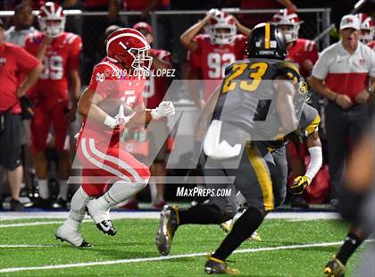 Thumbnail 1 in St. Frances Academy vs. Mater Dei (Trinity League vs. USA Showcase) photogallery.