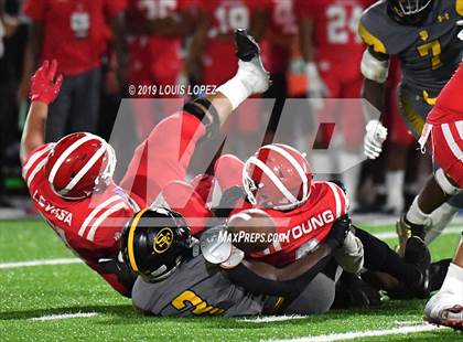 Thumbnail 1 in St. Frances Academy vs. Mater Dei (Trinity League vs. USA Showcase) photogallery.