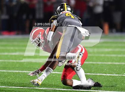 Thumbnail 3 in St. Frances Academy vs. Mater Dei (Trinity League vs. USA Showcase) photogallery.