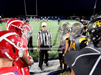 Thumbnail 1 in St. Frances Academy vs. Mater Dei (Trinity League vs. USA Showcase) photogallery.