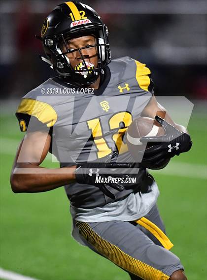 Thumbnail 3 in St. Frances Academy vs. Mater Dei (Trinity League vs. USA Showcase) photogallery.