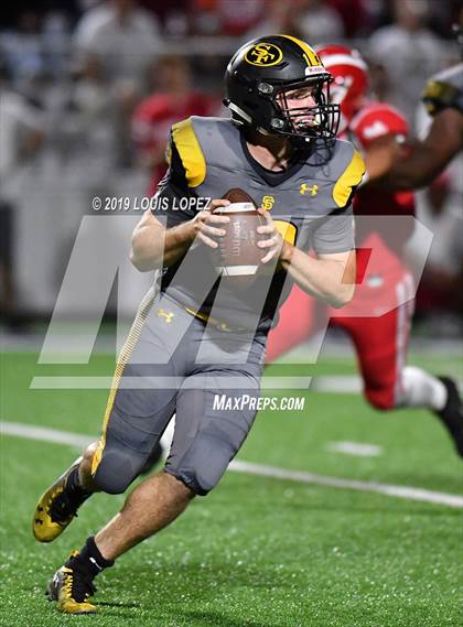 Thumbnail 2 in St. Frances Academy vs. Mater Dei (Trinity League vs. USA Showcase) photogallery.