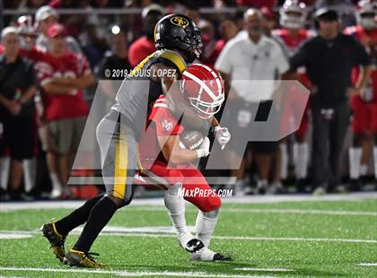 Thumbnail 2 in St. Frances Academy vs. Mater Dei (Trinity League vs. USA Showcase) photogallery.