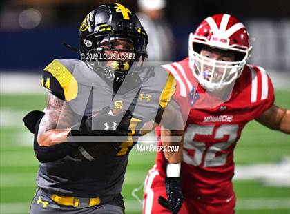 Thumbnail 1 in St. Frances Academy vs. Mater Dei (Trinity League vs. USA Showcase) photogallery.