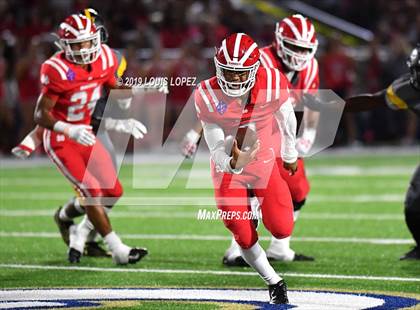 Thumbnail 3 in St. Frances Academy vs. Mater Dei (Trinity League vs. USA Showcase) photogallery.