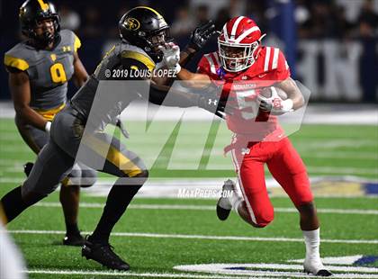 Thumbnail 1 in St. Frances Academy vs. Mater Dei (Trinity League vs. USA Showcase) photogallery.
