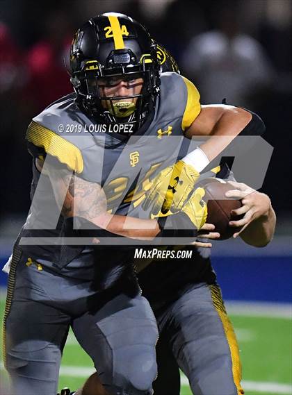 Thumbnail 2 in St. Frances Academy vs. Mater Dei (Trinity League vs. USA Showcase) photogallery.