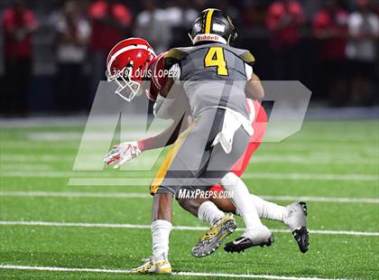 Thumbnail 1 in St. Frances Academy vs. Mater Dei (Trinity League vs. USA Showcase) photogallery.