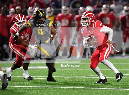 Thumbnail 3 in St. Frances Academy vs. Mater Dei (Trinity League vs. USA Showcase) photogallery.