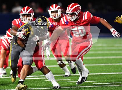 Thumbnail 2 in St. Frances Academy vs. Mater Dei (Trinity League vs. USA Showcase) photogallery.