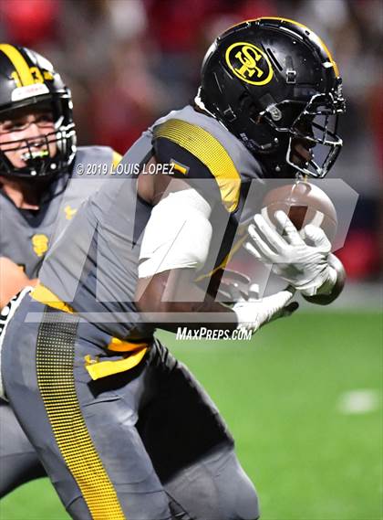 Thumbnail 3 in St. Frances Academy vs. Mater Dei (Trinity League vs. USA Showcase) photogallery.