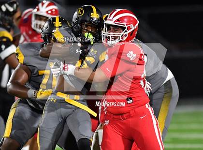 Thumbnail 1 in St. Frances Academy vs. Mater Dei (Trinity League vs. USA Showcase) photogallery.