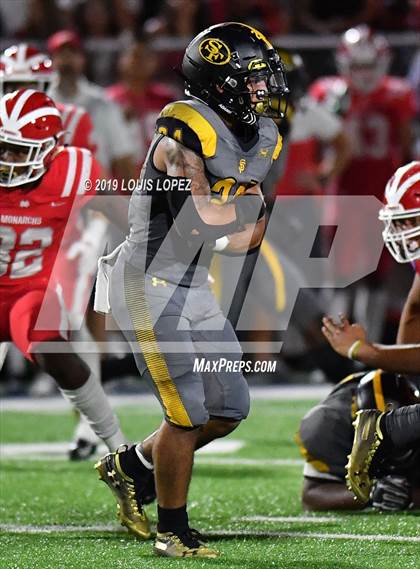 Thumbnail 1 in St. Frances Academy vs. Mater Dei (Trinity League vs. USA Showcase) photogallery.