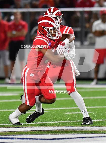 Thumbnail 3 in St. Frances Academy vs. Mater Dei (Trinity League vs. USA Showcase) photogallery.