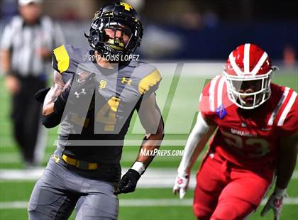 Thumbnail 3 in St. Frances Academy vs. Mater Dei (Trinity League vs. USA Showcase) photogallery.