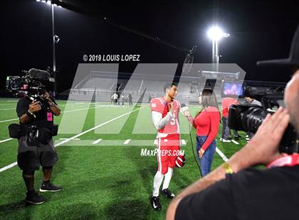 Thumbnail 3 in St. Frances Academy vs. Mater Dei (Trinity League vs. USA Showcase) photogallery.