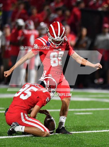 Thumbnail 1 in St. Frances Academy vs. Mater Dei (Trinity League vs. USA Showcase) photogallery.