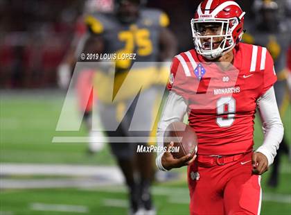 Thumbnail 1 in St. Frances Academy vs. Mater Dei (Trinity League vs. USA Showcase) photogallery.