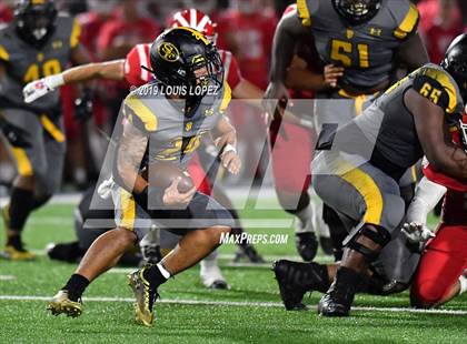 Thumbnail 3 in St. Frances Academy vs. Mater Dei (Trinity League vs. USA Showcase) photogallery.