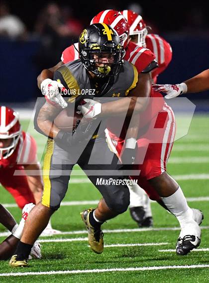 Thumbnail 3 in St. Frances Academy vs. Mater Dei (Trinity League vs. USA Showcase) photogallery.